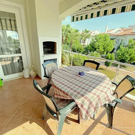 Sunset Club Sea House Beachfront & Sea View *