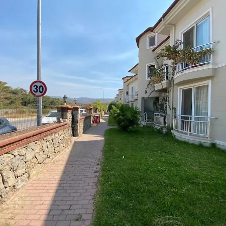 Sunset Club Sea House Beachfront & Sea View Apartment *