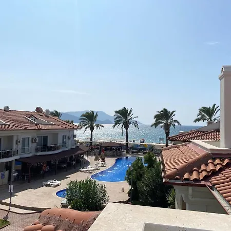 Apartment Sunset Club Sea House Beachfront & Sea View *